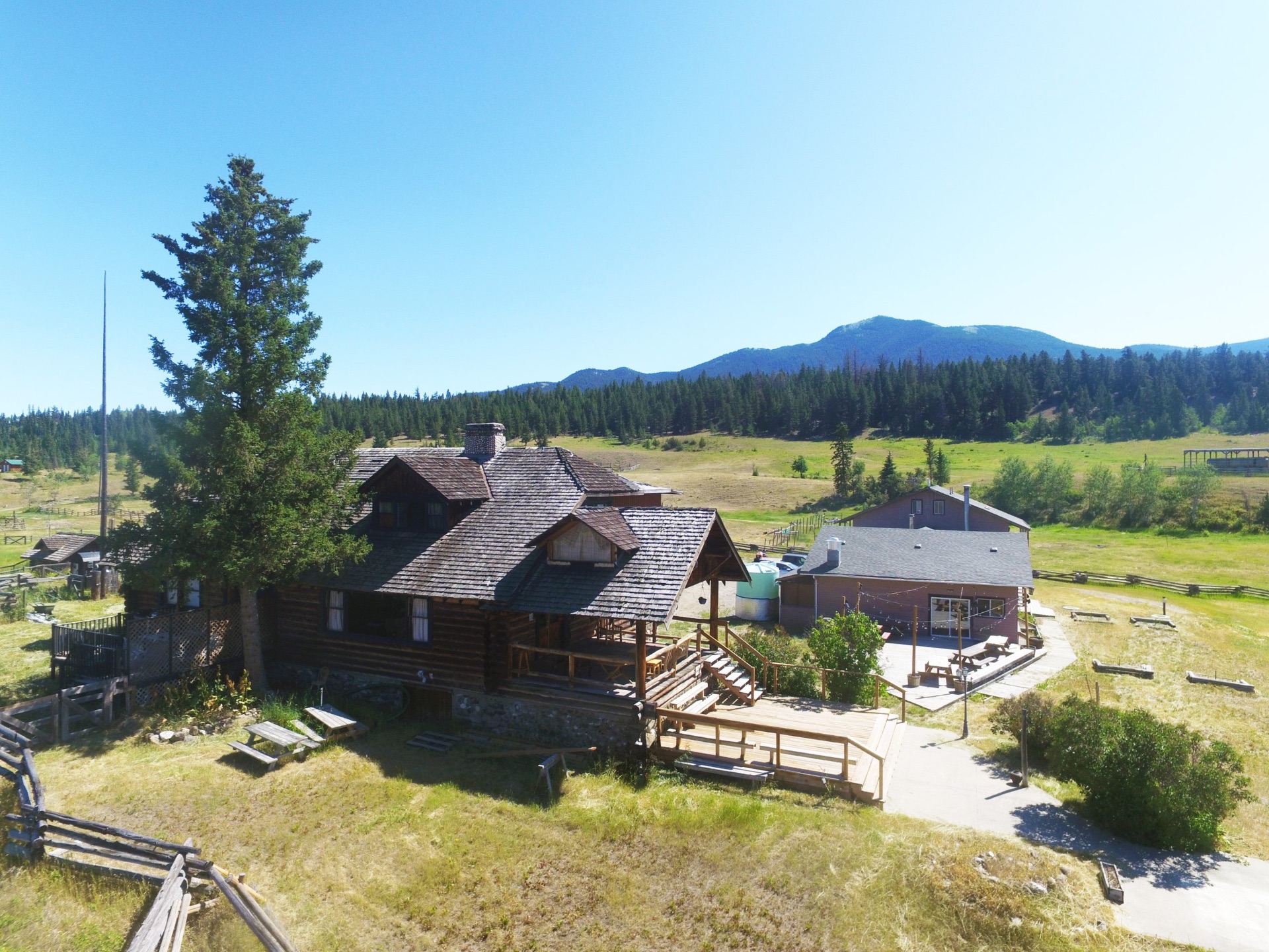 Aerial view of Harrison House at Big Bar Guest Ranch